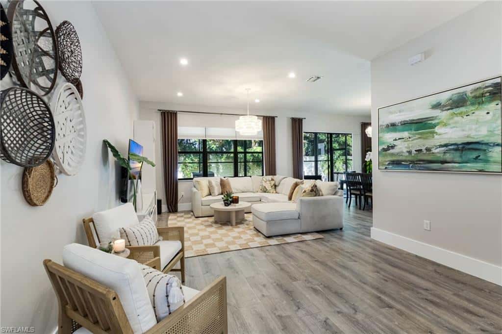 8785 Madrid Cir, Naples, photo 10