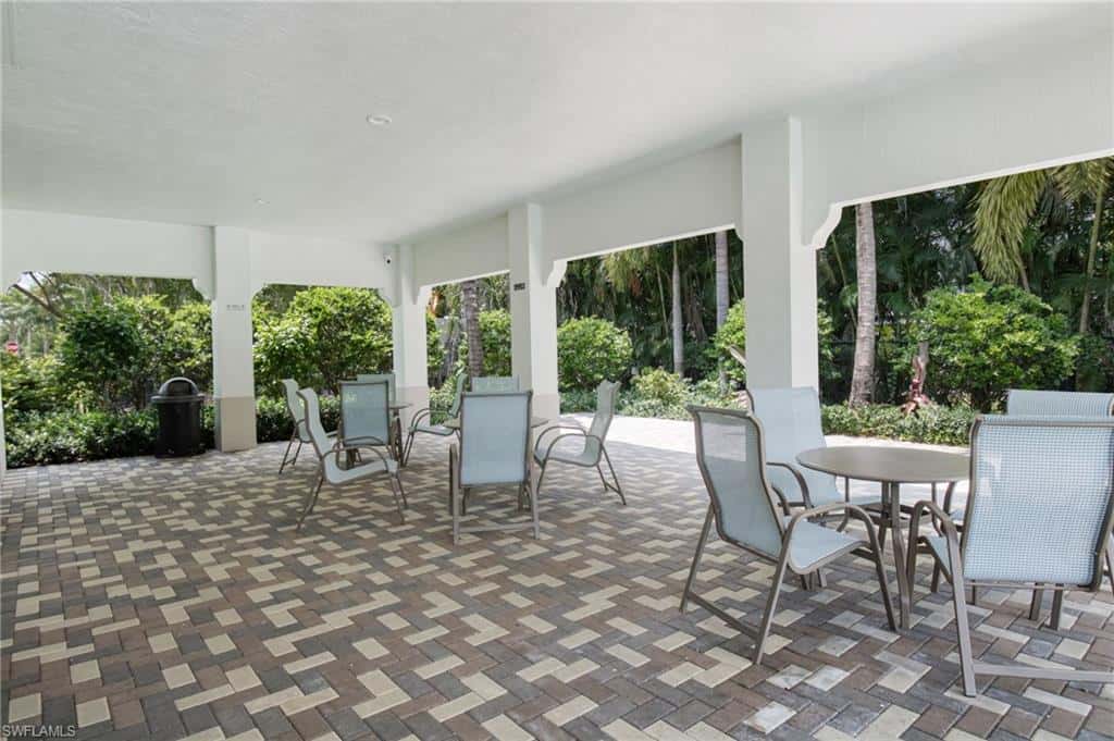 8785 Madrid Cir, Naples, photo 31