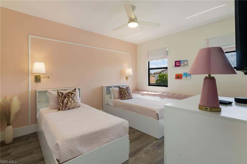 8785 Madrid Cir, Naples, photo 21
