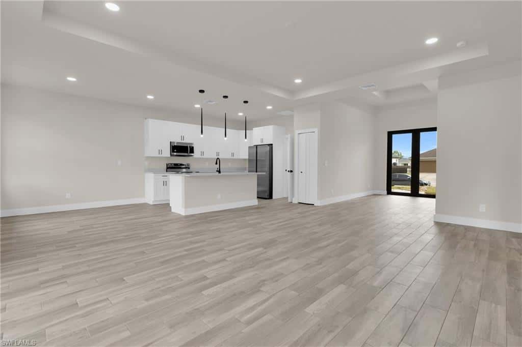 2704 37th St, Lehigh Acres, photo 16