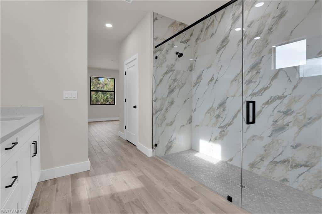 2704 37th St, Lehigh Acres, photo 32