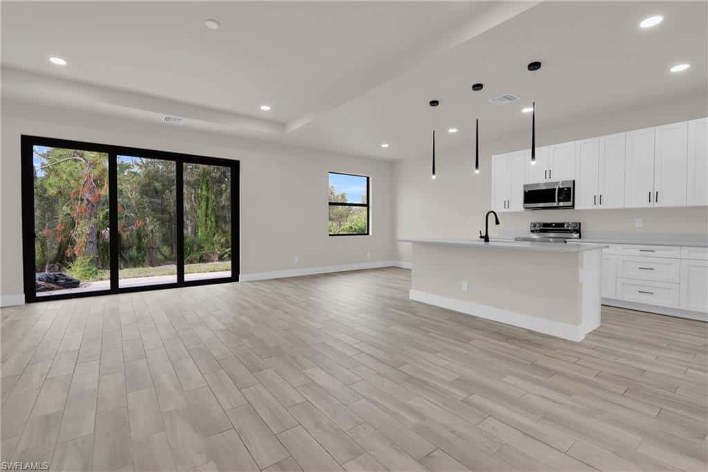 2704 37th St, Lehigh Acres, photo 15