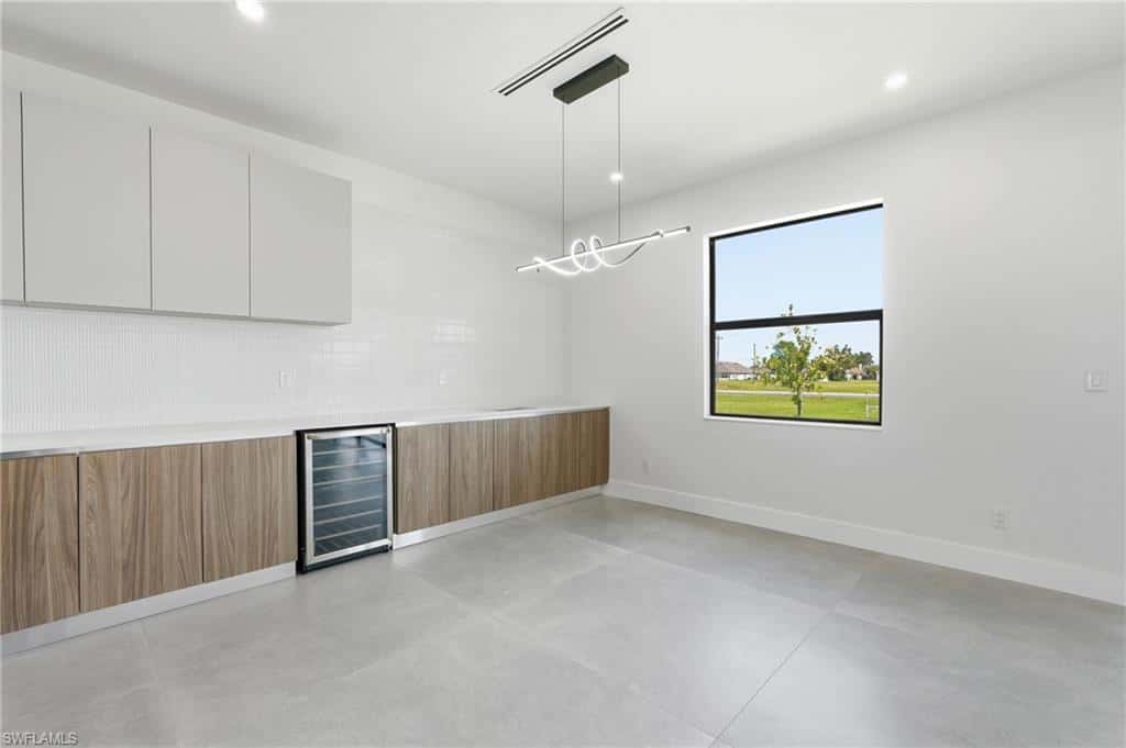 329 15th Ter, Cape Coral, photo 12