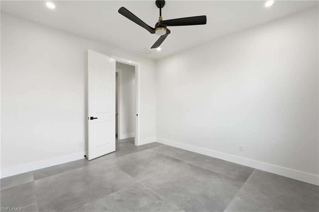 329 15th Ter, Cape Coral, photo 24