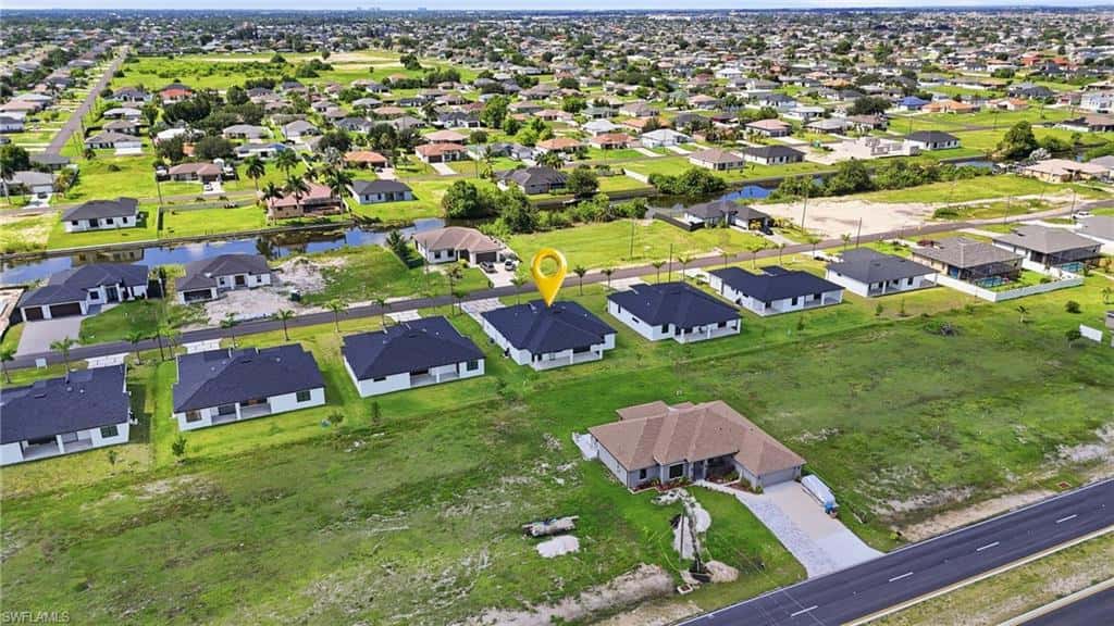 329 15th Ter, Cape Coral, photo 33