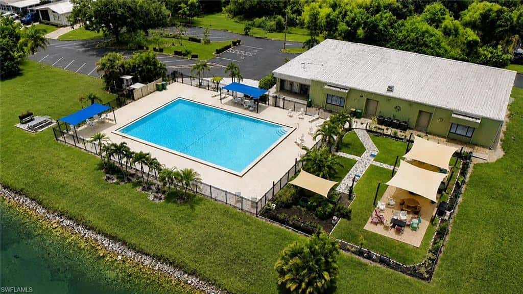 252 Loon Ln, Naples, photo 40