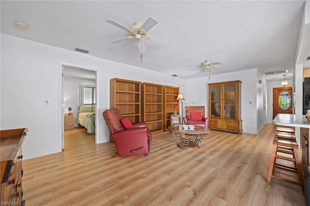 1334 12th Ter, Cape Coral, photo 20
