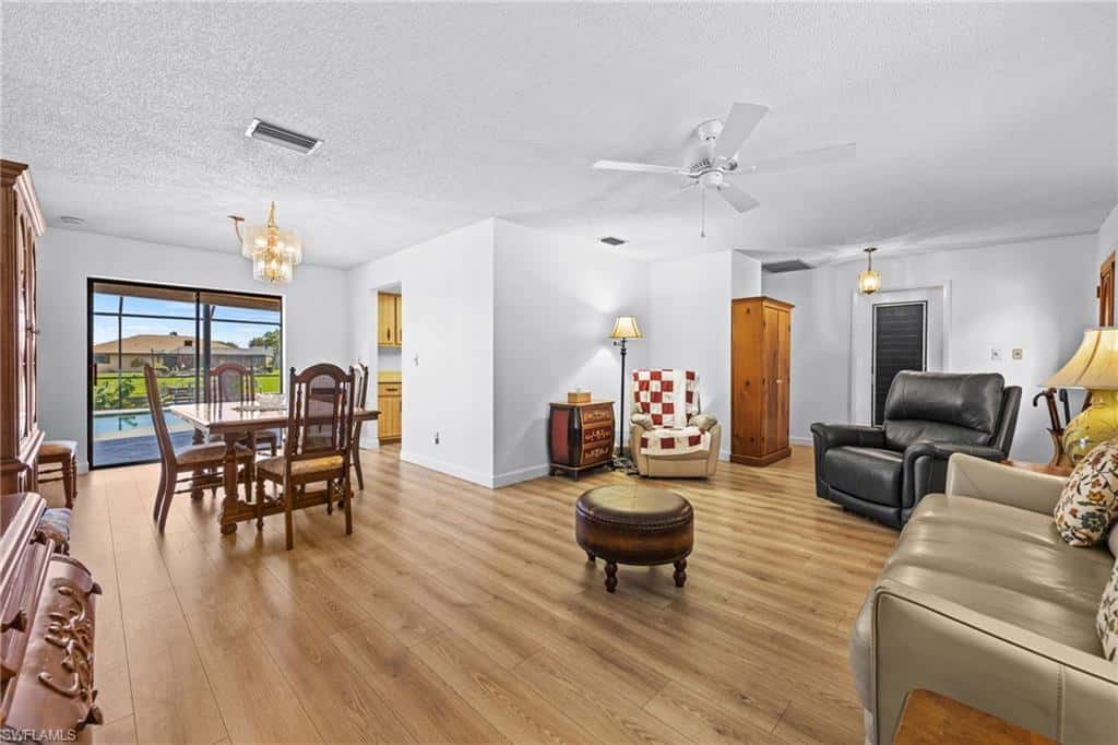 1334 12th Ter, Cape Coral, photo 9