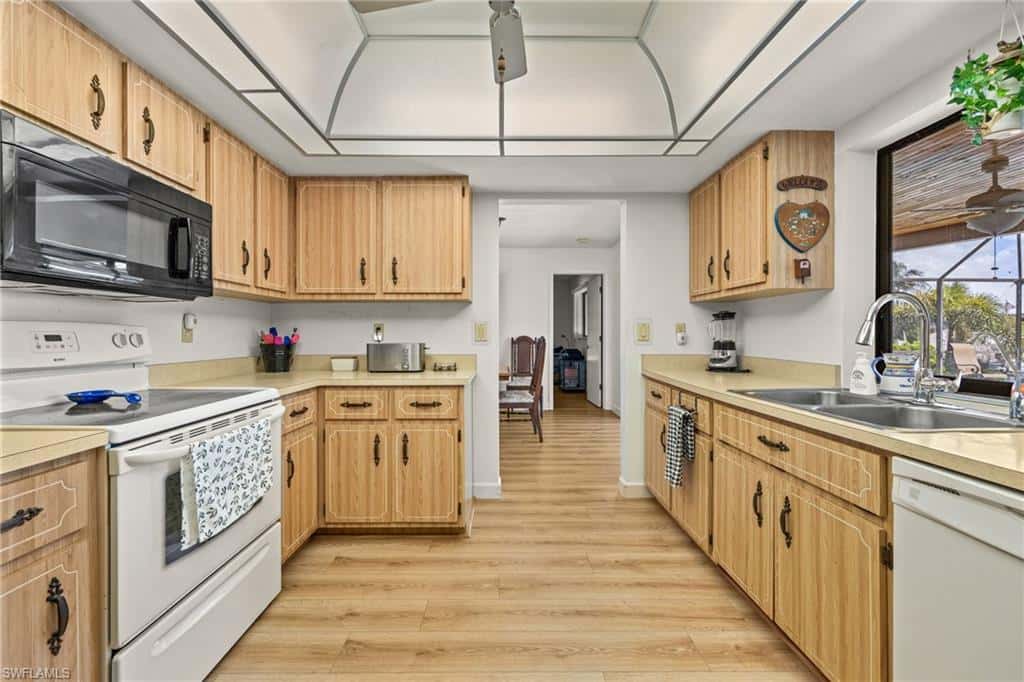 1334 12th Ter, Cape Coral, photo 15