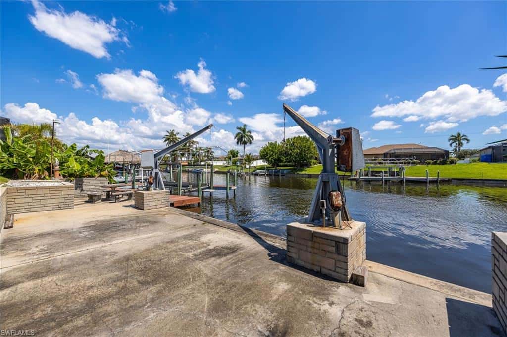 1334 12th Ter, Cape Coral, photo 40