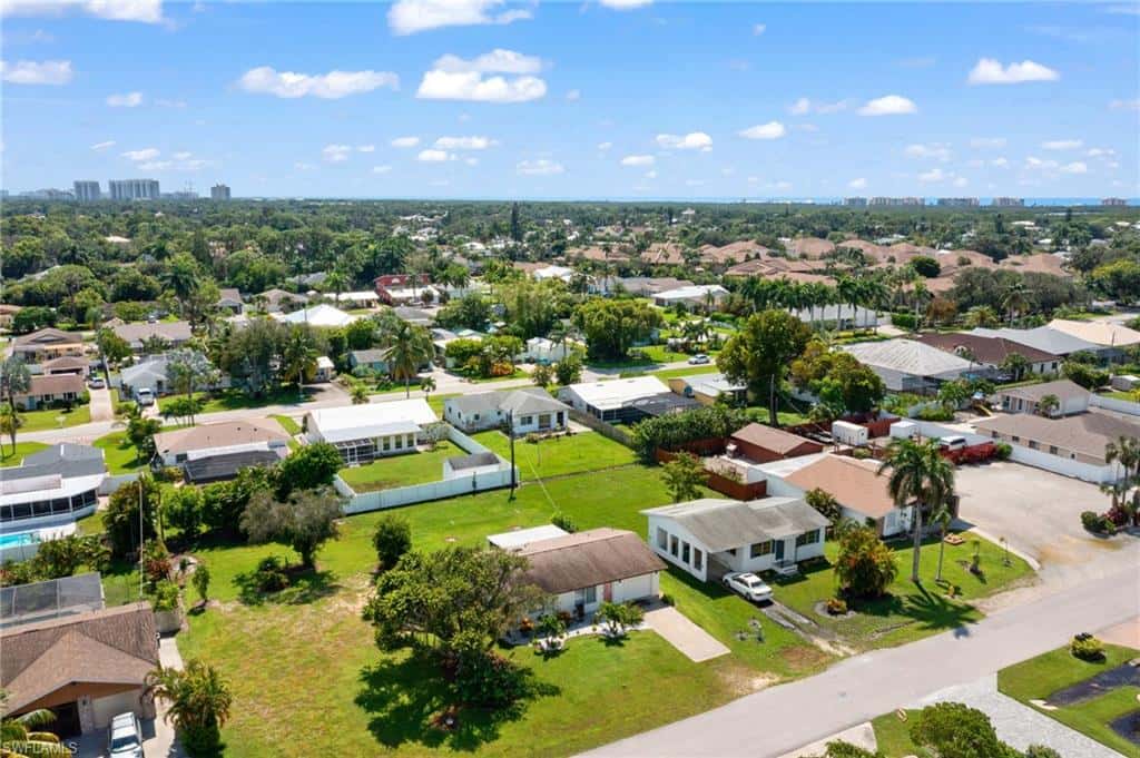 22 3rd St, Bonita Springs, photo 9