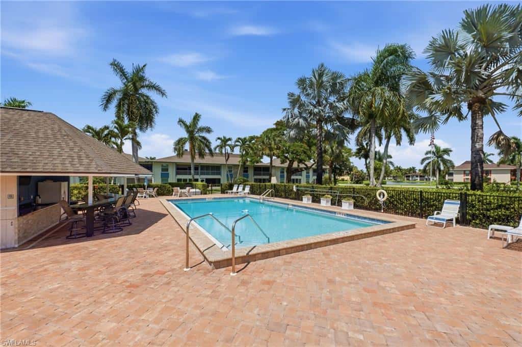 325 Charlemagne Blvd #204b, Naples, photo 33