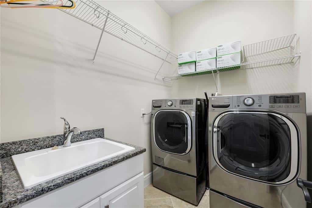 9461 Napoli Ln, Naples, photo 31