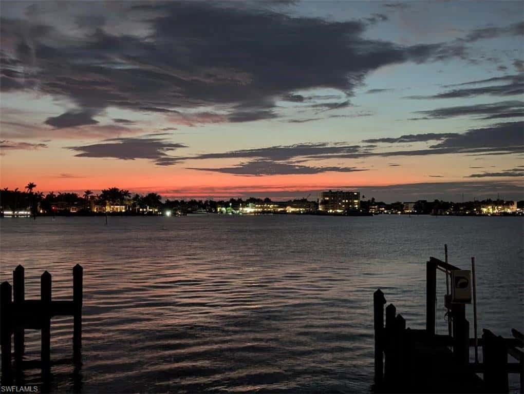 1535 Dolphin Ln, Naples, photo 32