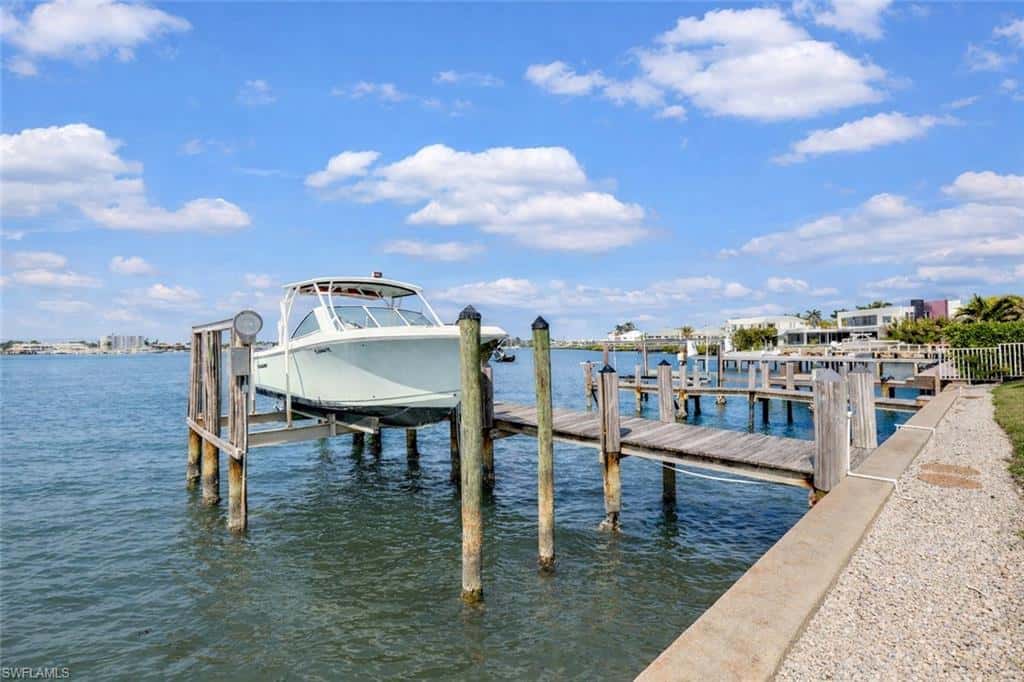 1535 Dolphin Ln, Naples, photo 28