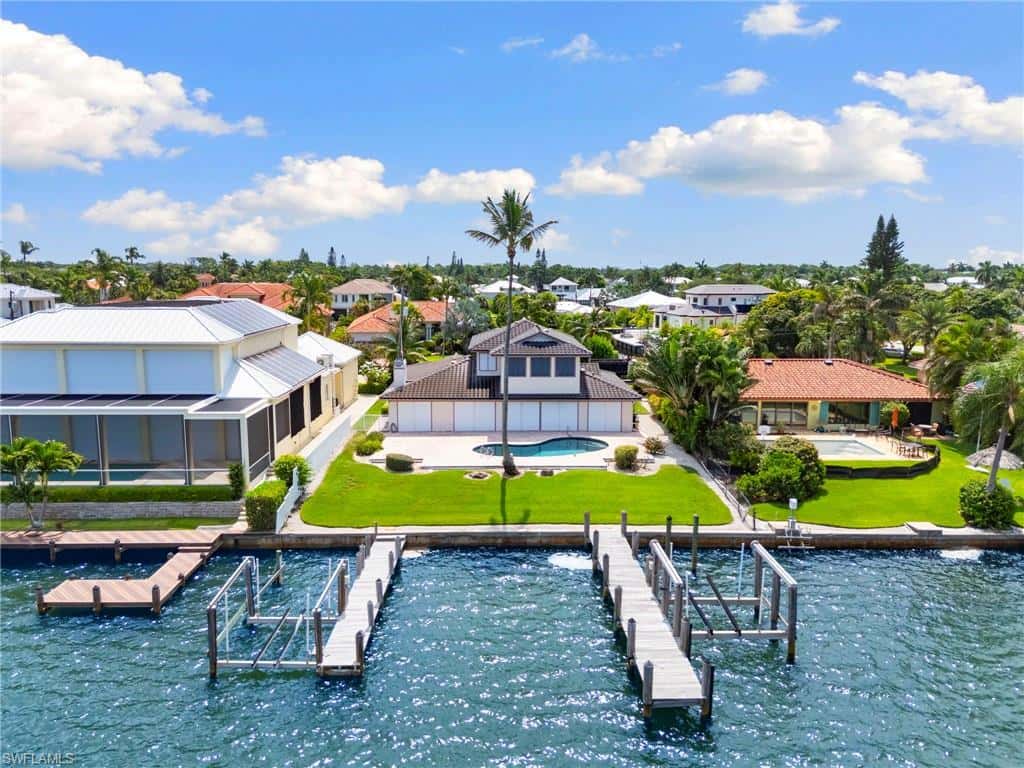 1535 Dolphin Ln, Naples, photo 5