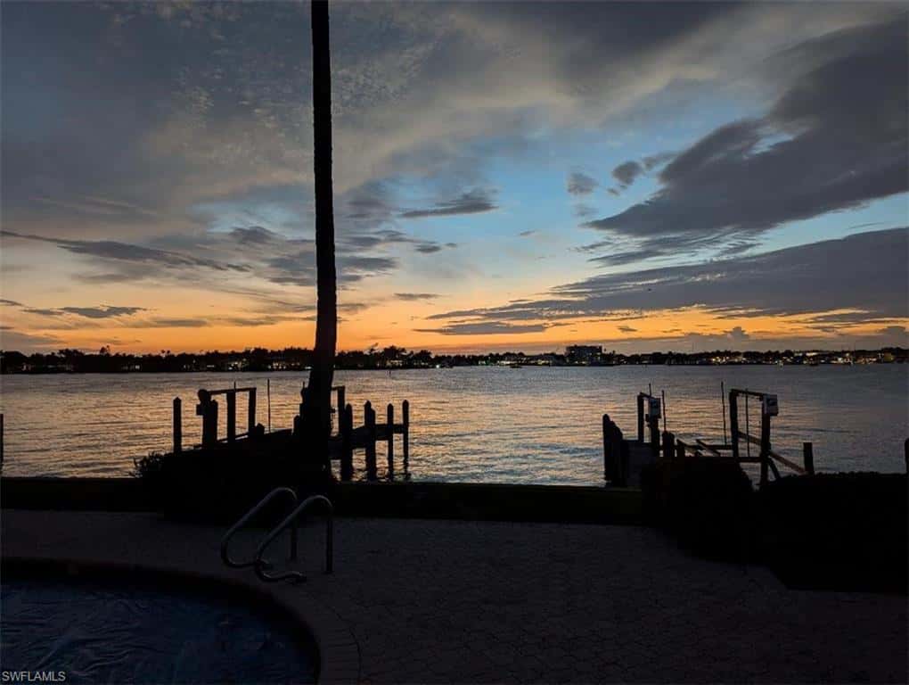 1535 Dolphin Ln, Naples, photo 30
