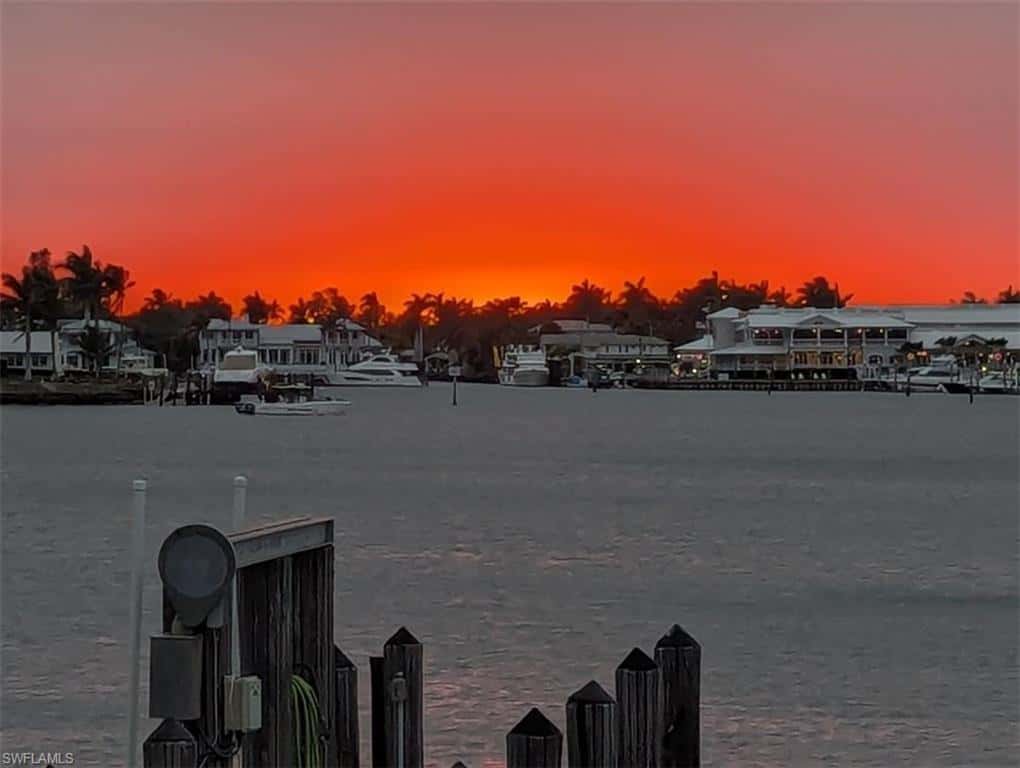 1535 Dolphin Ln, Naples, photo 34
