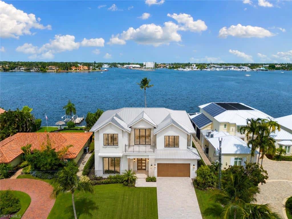 1535 Dolphin Ln, Naples, photo 4