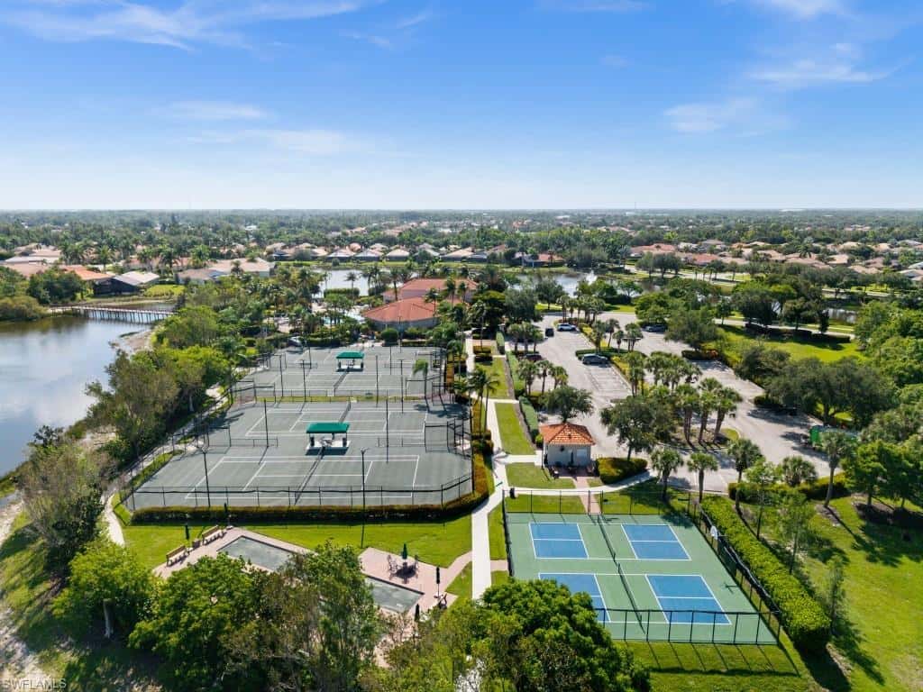 8725 Largo Mar Dr, Estero, photo 43