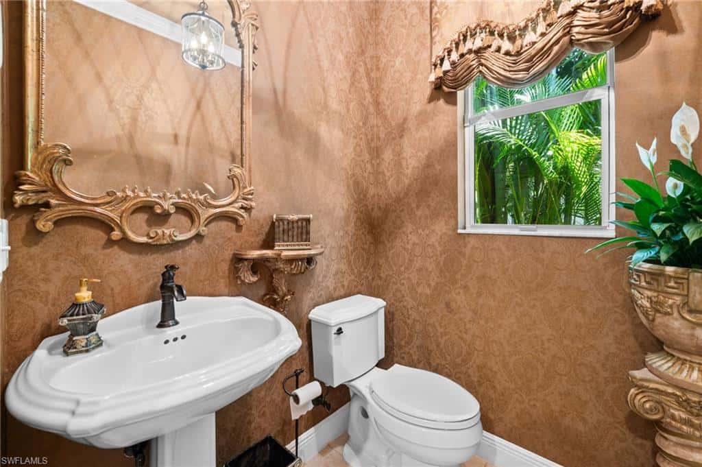 8725 Largo Mar Dr, Estero, photo 36