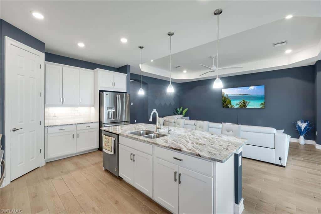 950 Stonewater Lake Ter, Cape Coral, photo 11