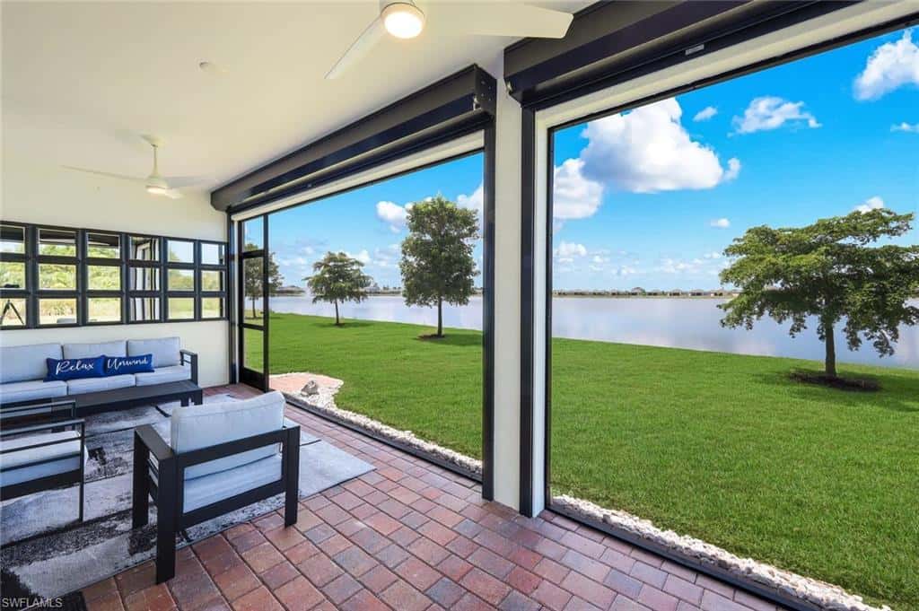 950 Stonewater Lake Ter, Cape Coral, photo 25