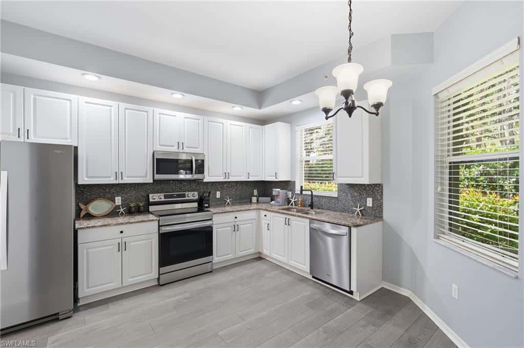 1425 Mariposa Cir #101, Naples, photo 16