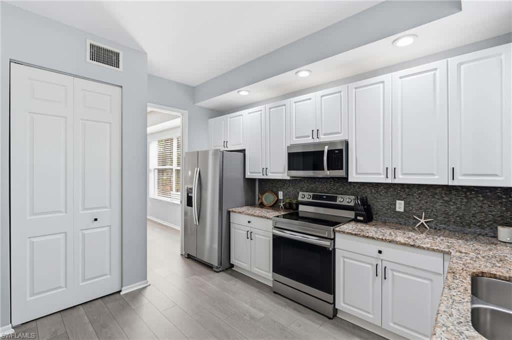 1425 Mariposa Cir #101, Naples, photo 14