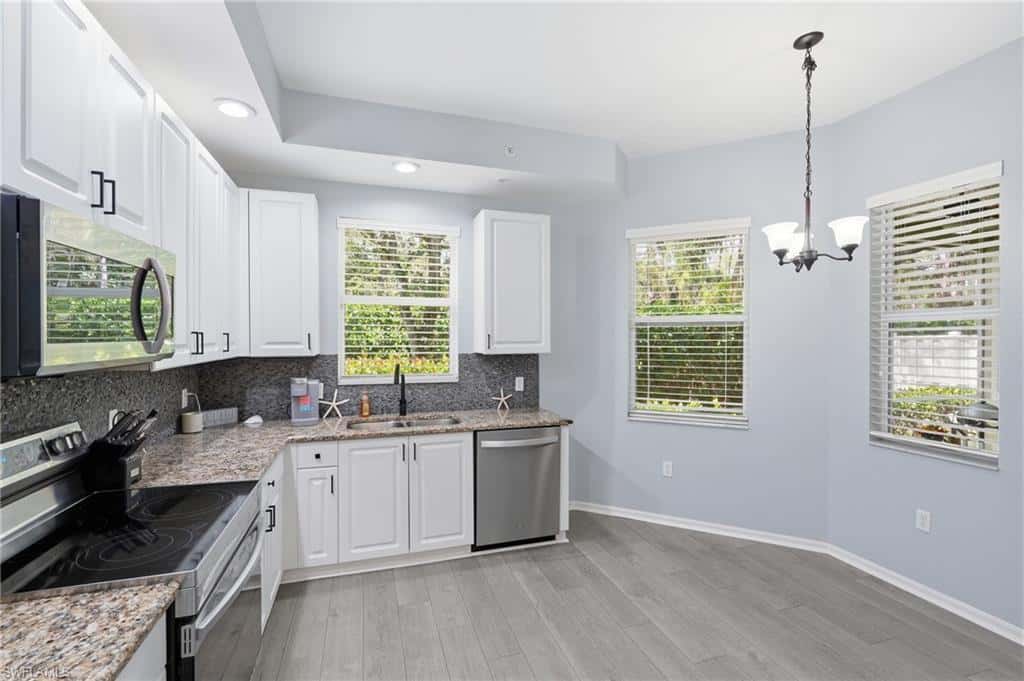 1425 Mariposa Cir #101, Naples, photo 15