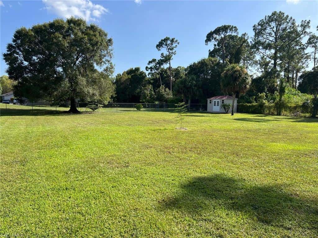 13 Wellington Ave, Lehigh Acres, photo 26