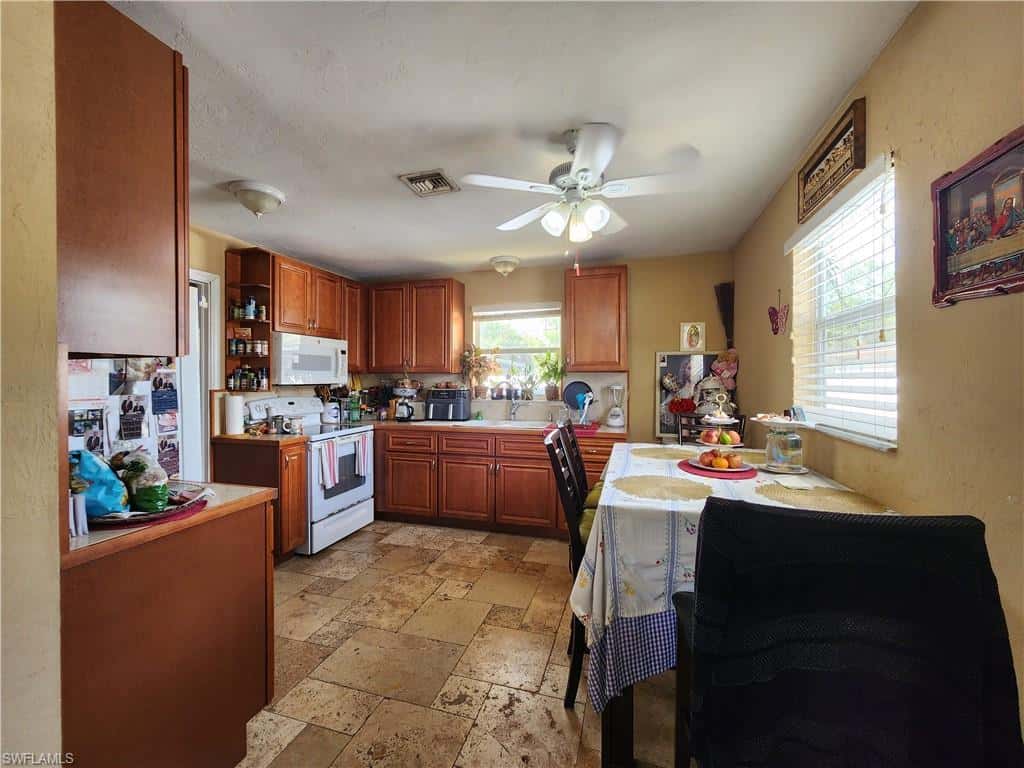 5242 Texas Ave, Naples, photo 6