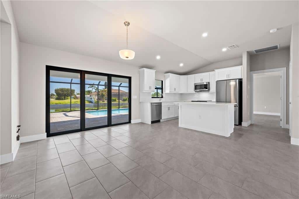 1807 2nd St, Cape Coral, photo 7