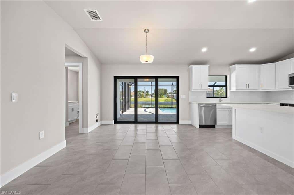 1807 2nd St, Cape Coral, photo 8