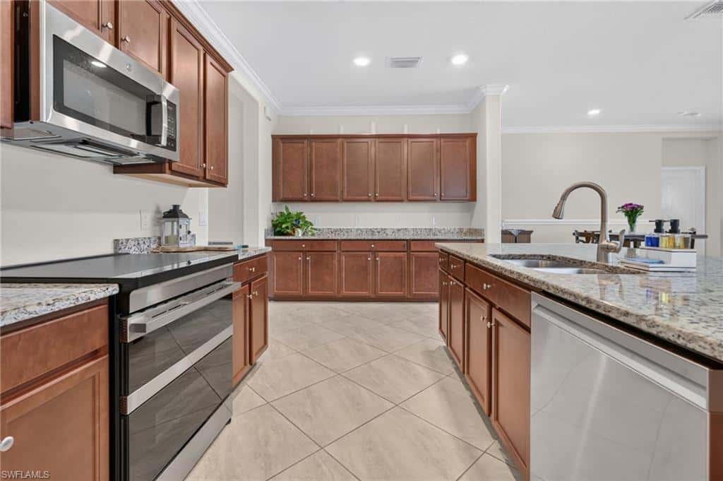 2178 Clementine St, Naples, photo 6