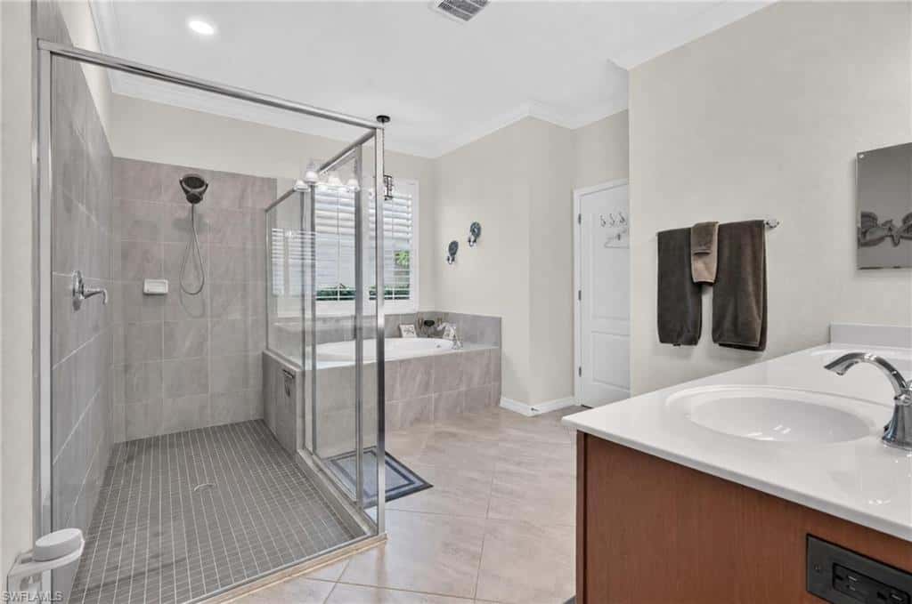 2178 Clementine St, Naples, photo 22