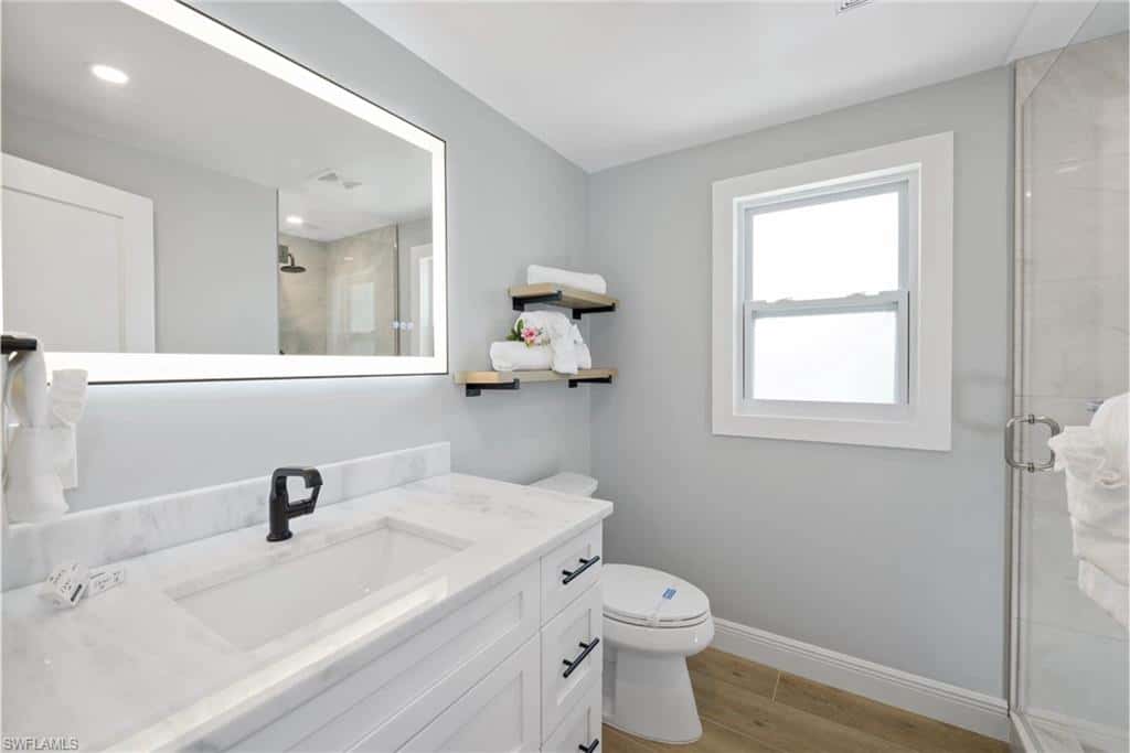 210 Dakota Ave, Fort Myers Beach, photo 17