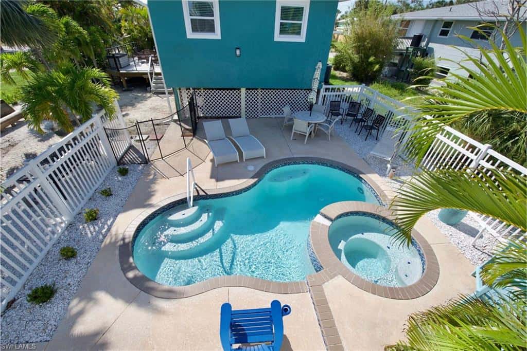 210 Dakota Ave, Fort Myers Beach, photo 28