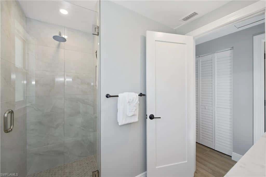 210 Dakota Ave, Fort Myers Beach, photo 18