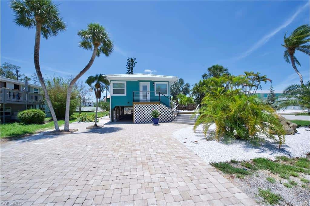 210 Dakota Ave, Fort Myers Beach, photo 29