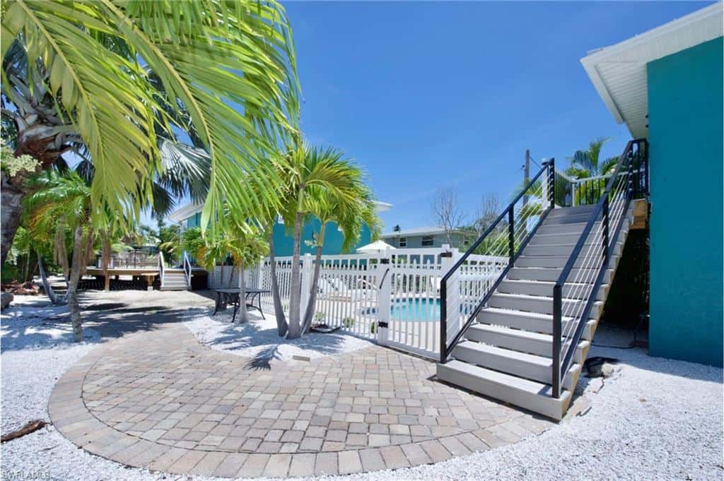 210 Dakota Ave, Fort Myers Beach, photo 21