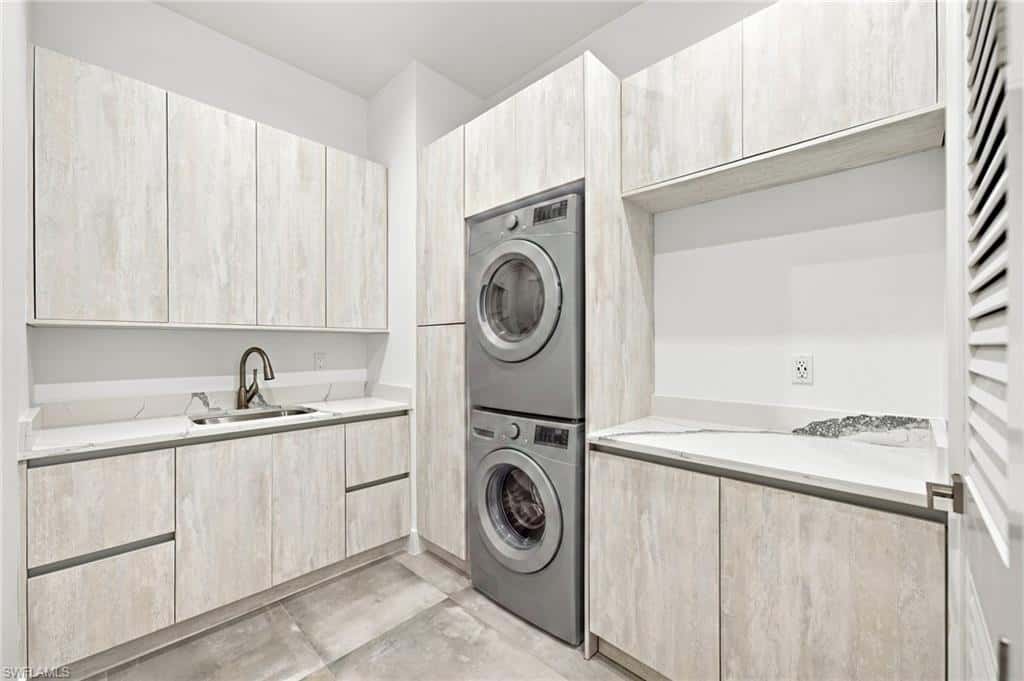 209 35th Ave, Naples, photo 47