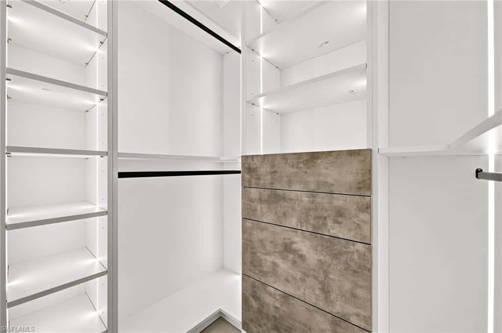209 35th Ave, Naples, photo 38
