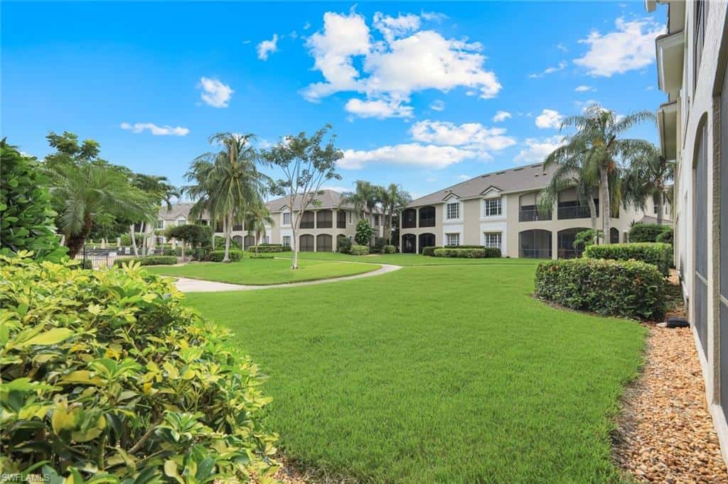 5021 Maxwell Cir #101, Naples, photo 7