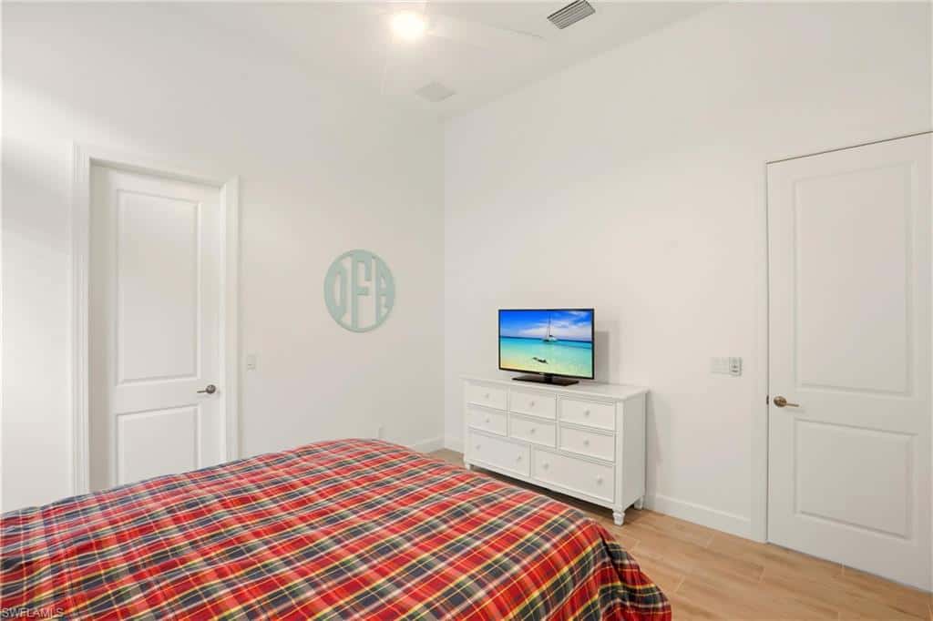 11420 Canal Grande Dr, Fort Myers, photo 17