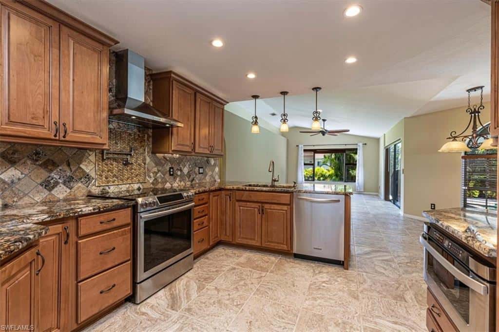 2816 43rd Ln, Cape Coral, photo 10