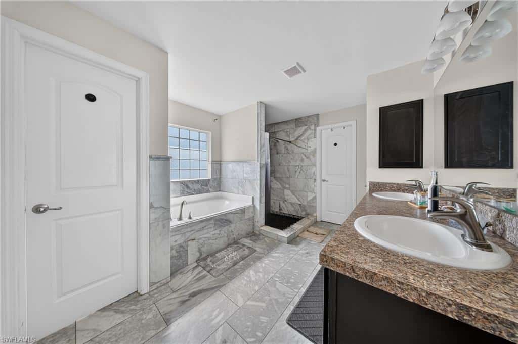 527 27th Ave, Cape Coral, photo 17