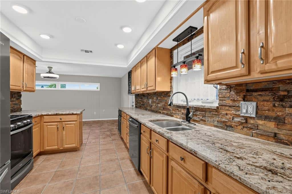 6450 31st Ter, St. Petersburg, photo 10