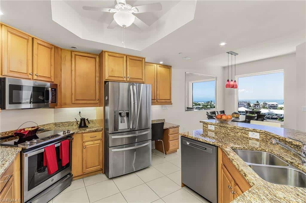 4192 Bay Beach Ln #872, Fort Myers Beach, photo 6