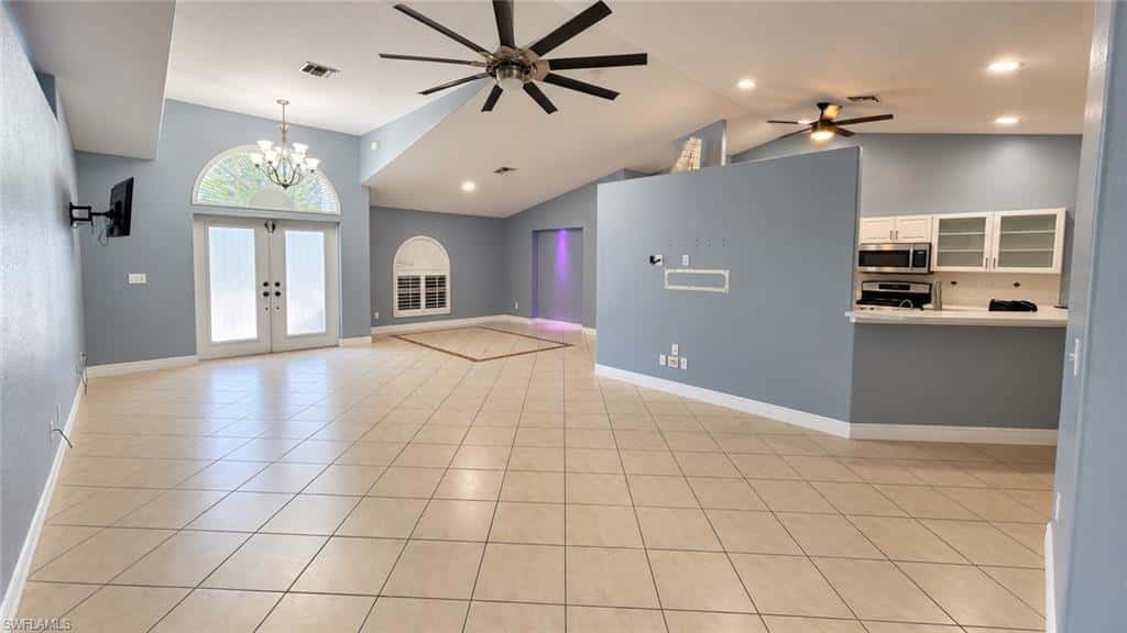 1016 Cleveland Ave, Lehigh Acres, photo 5